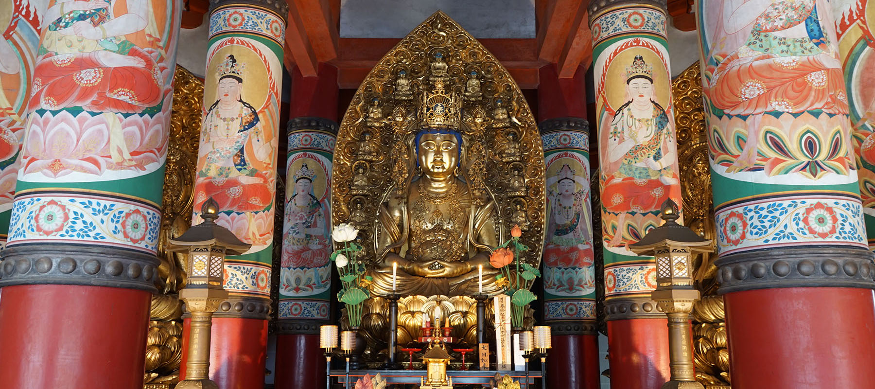 view of the interior of the kompon daito pagoda